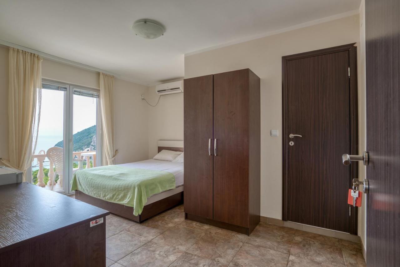 Apartmani Bronhi Sutomore Exterior foto